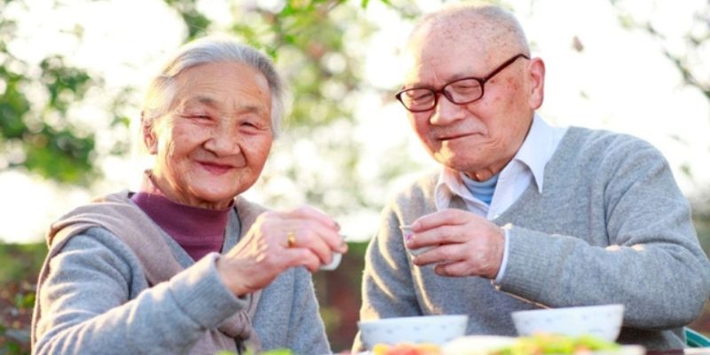 Mộng thấy ông bà đi xa trở về